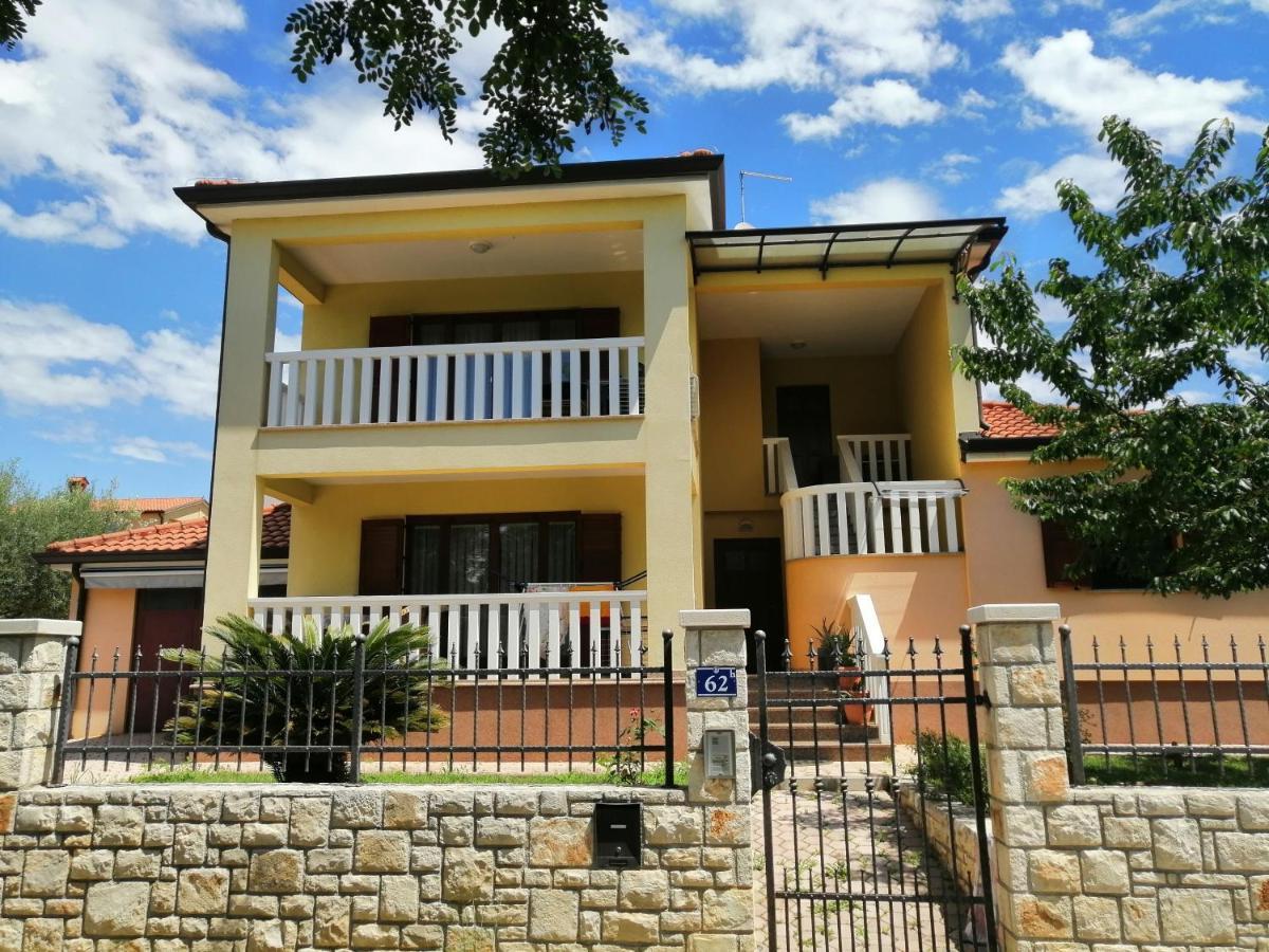App Fratrici Apartment Umag Exterior photo